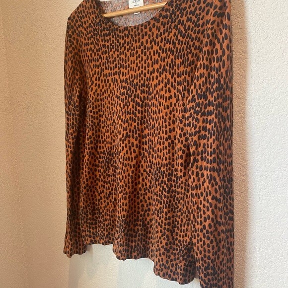J. Crew Factory Rust Brown Animal Spot Crew Neck Teddie Sweater - Size M - Picture 3 of 6